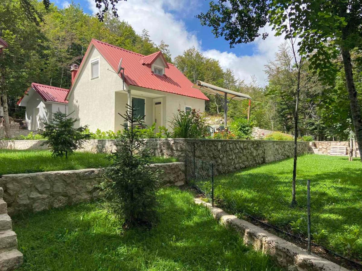 סטינג'ה Mountain House Ivanova Korita מראה חיצוני תמונה